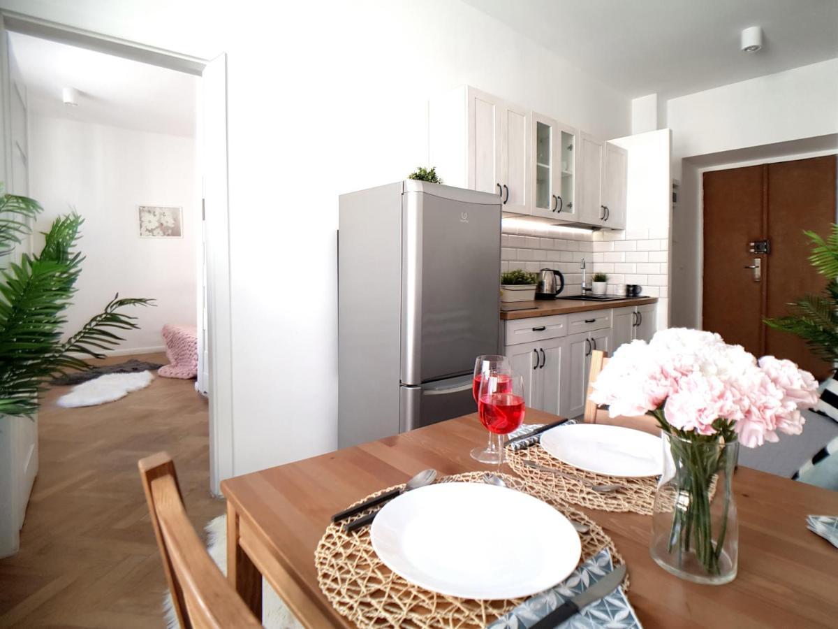 Apartament Peowiakow Kings Deluxe Lublino Esterno foto