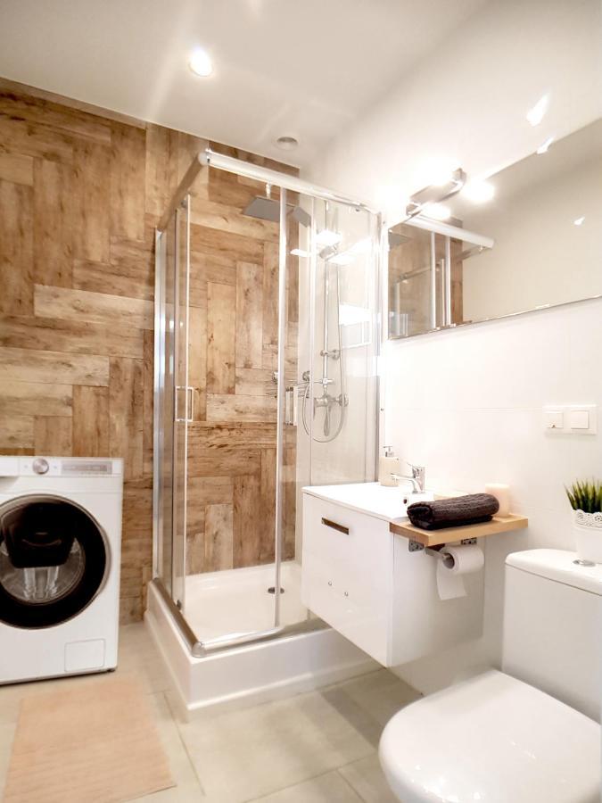 Apartament Peowiakow Kings Deluxe Lublino Esterno foto